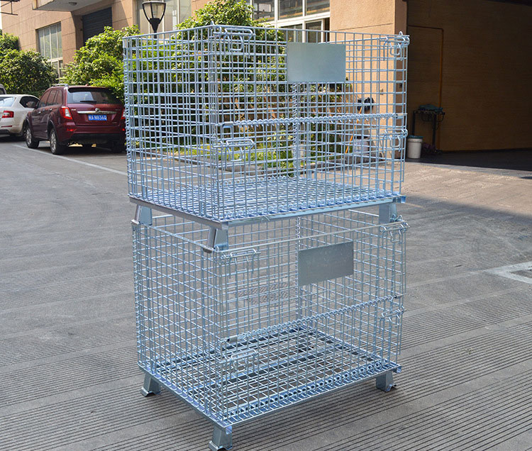 Wire mesh container