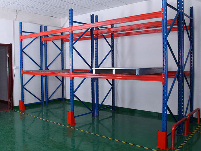 Why choose stainless steel pallet?