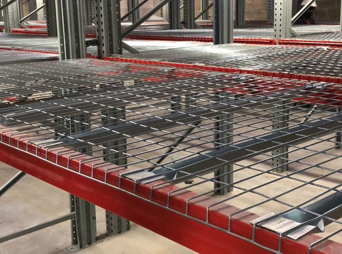Things to know before buying wire mesh decking