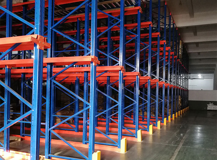 Advantages of drive in pallet racking in cold storage