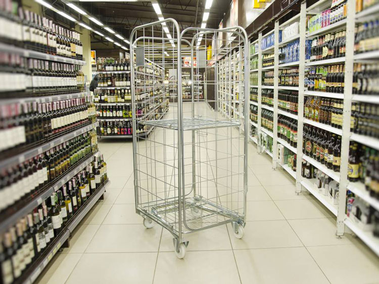 What are the advantages of roll container?