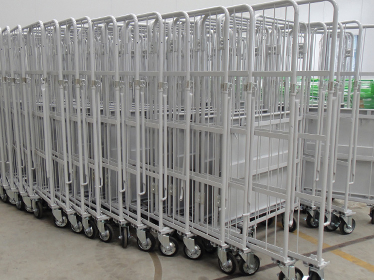 What are the advantages of the roll cage container?